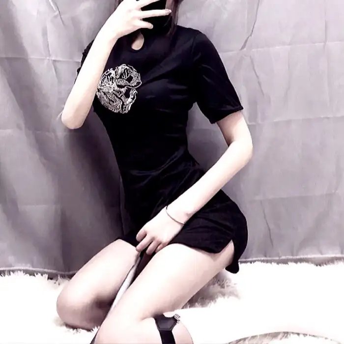 俏如彩蝶飞飞飞